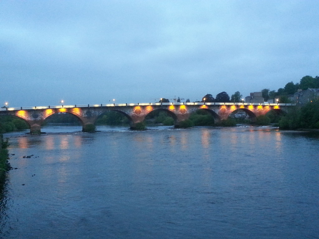 Perth Bridge at dusk