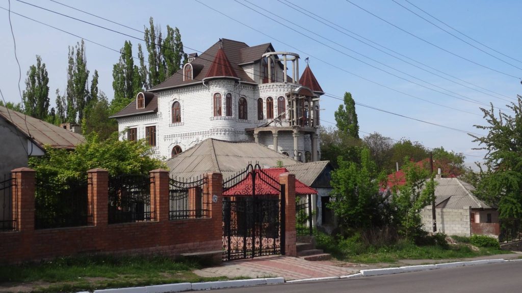 Romani unfinished house in Soroca