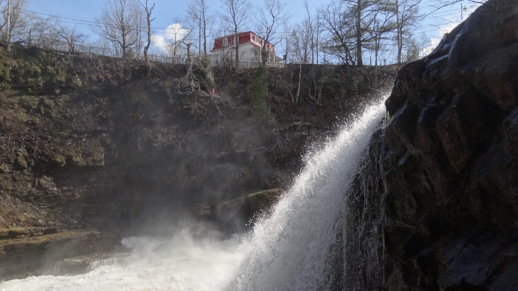 Kabir Kouba waterfall close to Québec City